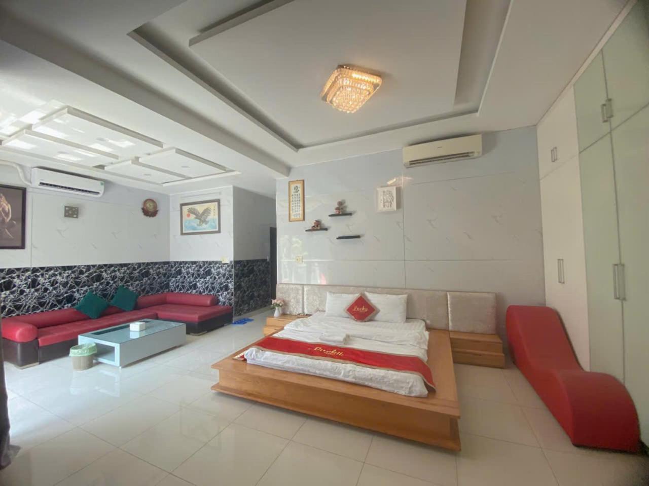 Lucky Hotel مدينة هوشي منه المظهر الخارجي الصورة